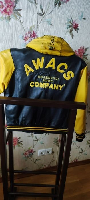 Женская Кожаная Куртка Чёрная 38