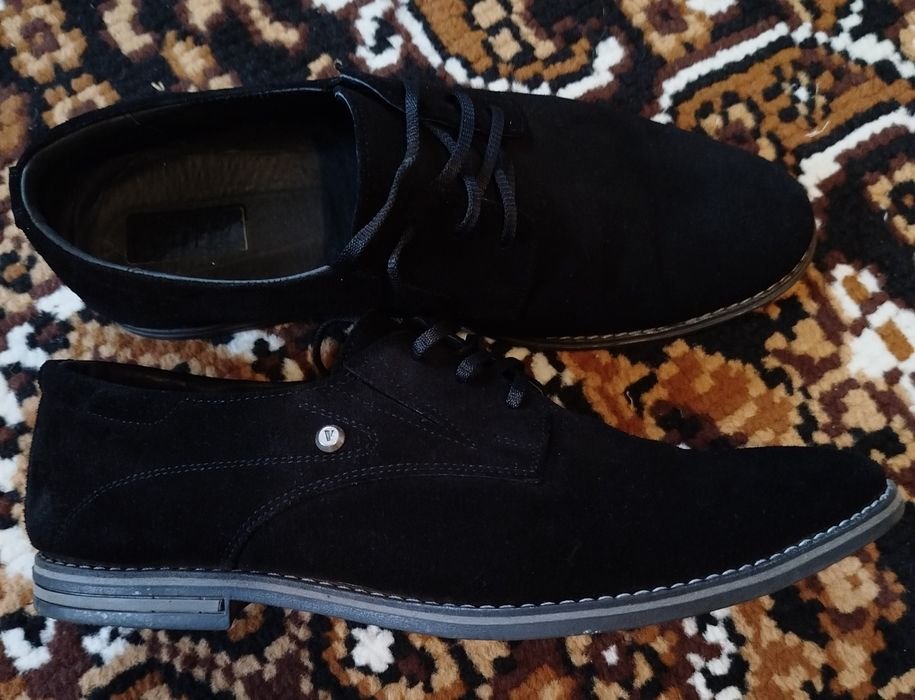 Damen High Heels Schwarz Wildleder 43