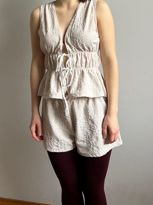 Femme Zara Costume d'Été avec Shorts