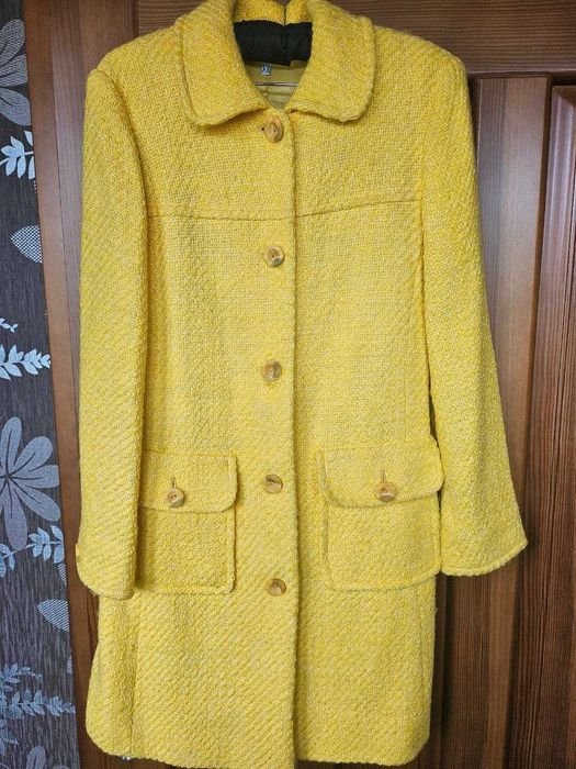 Женское Пальто Жёлтое Вискоза 38