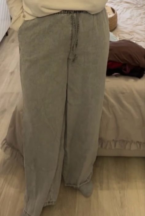 Damen Jeans Freischnitt Größe L-XL