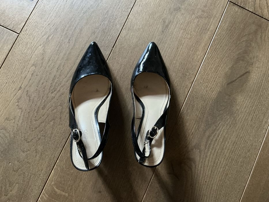 Women Ria Rosa Heels Black 36.5