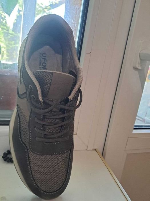 Homme Sneakers Beige Suède 42