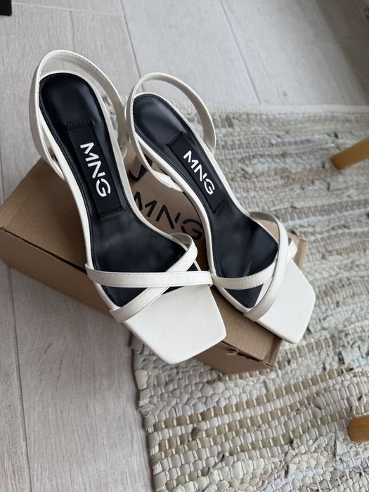 Женские Mango Босоножки Белые Кожа 39