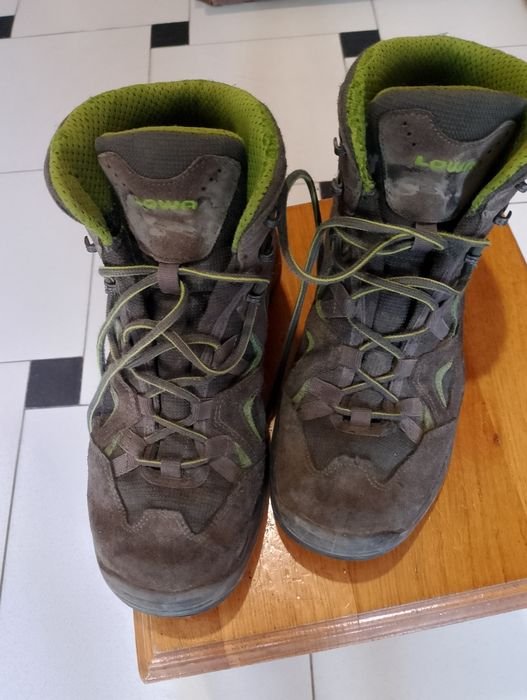 Men LOWA Boots Green 42
