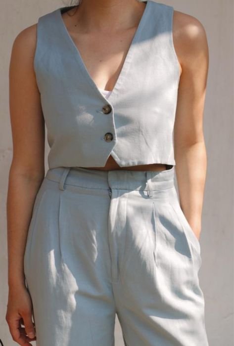 Femme Zara Costume avec Gilet