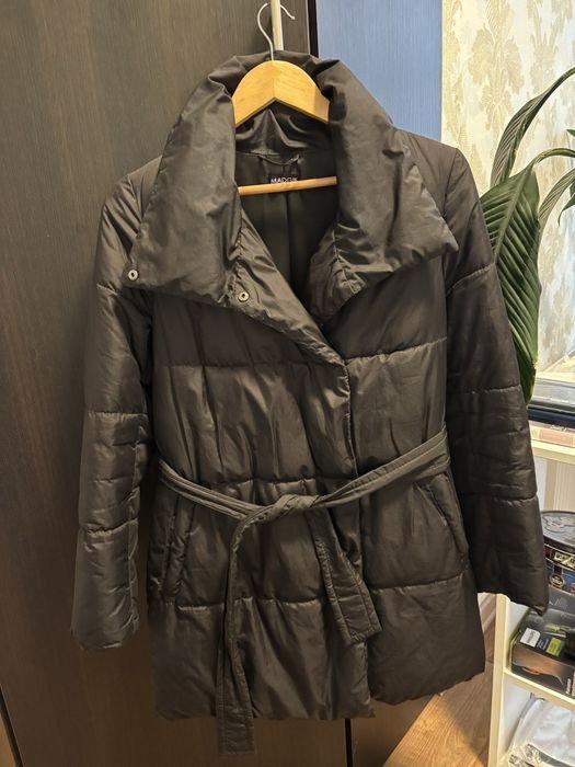 Women Black Winter Jacket 34