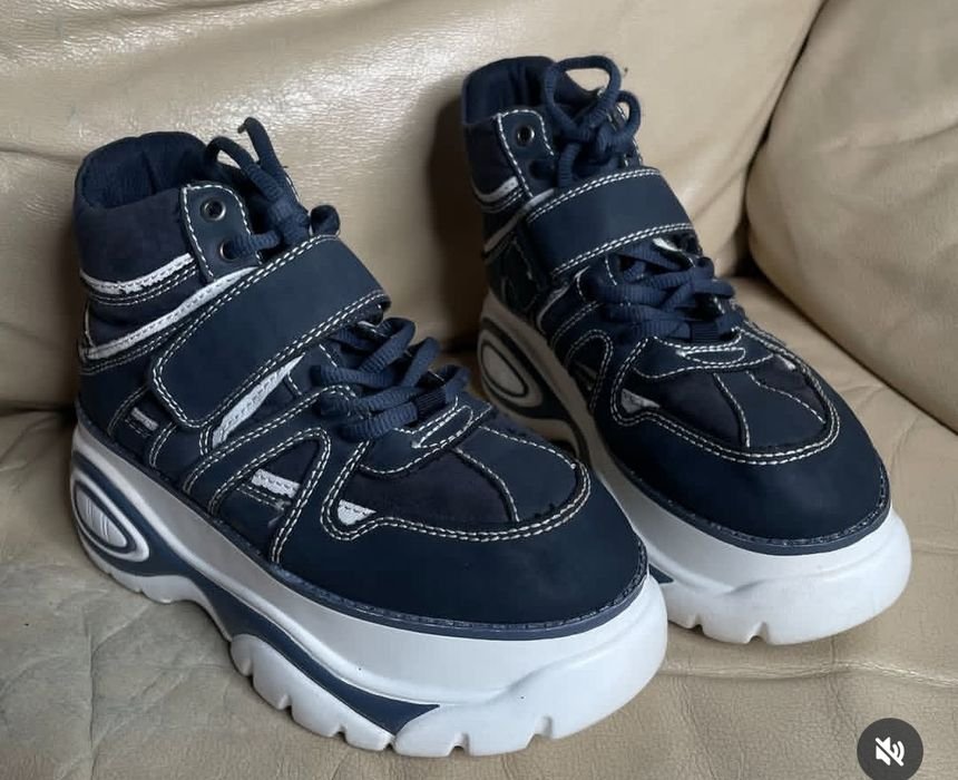 Damen Catwalk Plateau Stiefel Marine 37