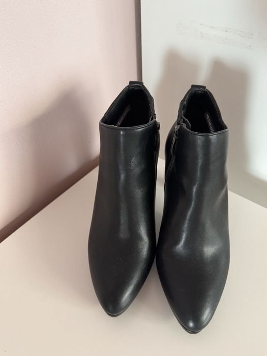 Femme Tomaris Talons Noir Cuir Synthétique 37