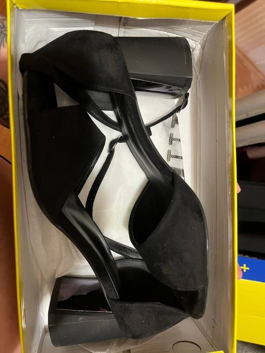 Damen High Heels Schwarz Wildleder 38