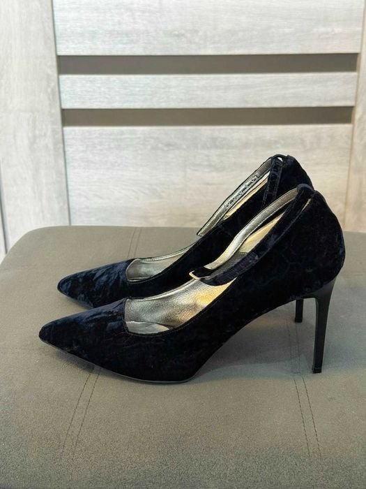 Donna Oscar de la Renta Tacchi Blu Navy Pelle 38