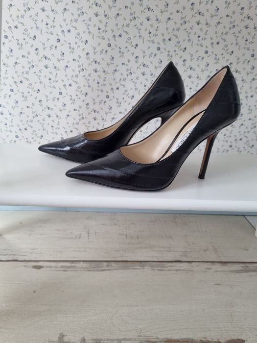 Женские Jimmy Choo Туфли Чёрные Кожа 37