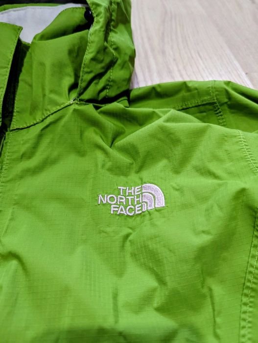 Women The North Face Windbreaker Green 38