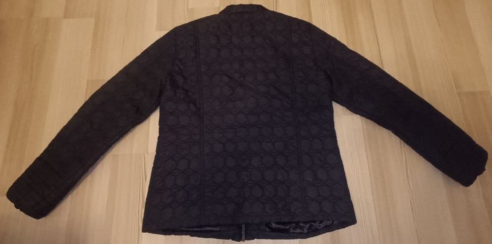 Женская Colins Куртка Чёрная 40