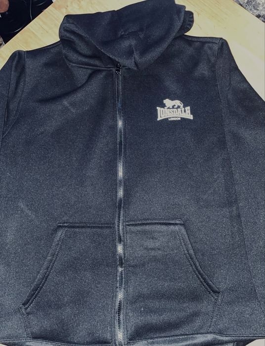 Men Lonsdale Hoodie Black 40