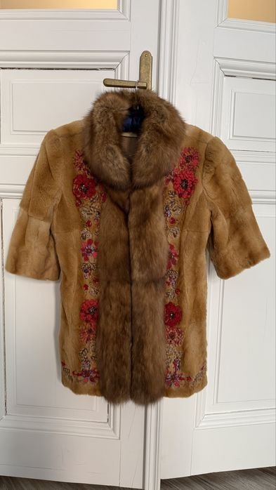 Damen Valentino Mantel Gold Pelz 36
