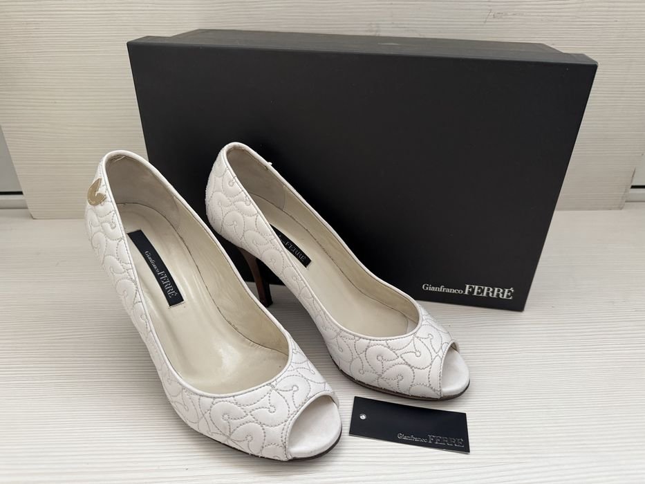 Femme Gianfranco Ferre Talons Blanc Cuir 37
