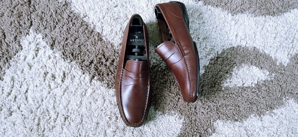 Men Tod's Loafers Brown Leather 41