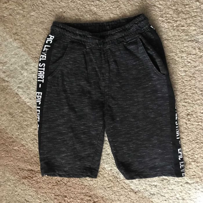 Herren Shorts Schwarz 30