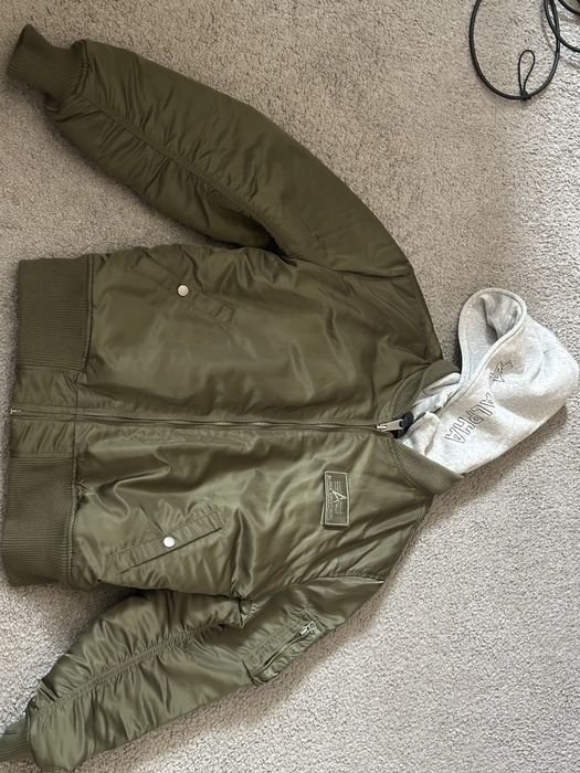 Herren Alpha Industries Bomberjacke Grün 40