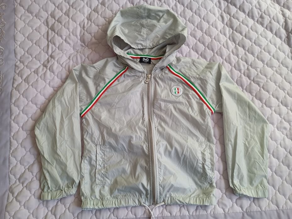 Herren Dolce and Gabbana Windjacke Grau 8-9 Jahre