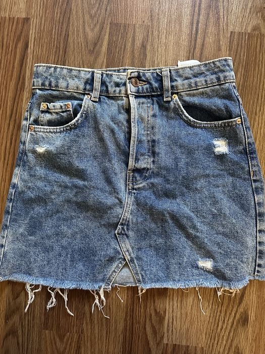 Женская Bershka Спидница Мини 36