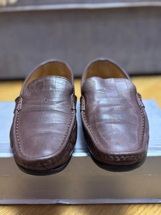 Homme Louis Vuitton Mocassins Marron Cuir 26 cm