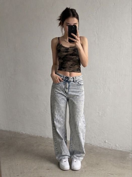 Femme Jeans Large Acid Wash 26