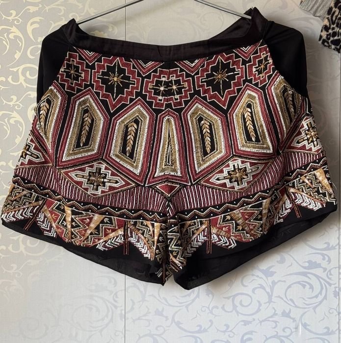 Women Shorts Multicolor 40