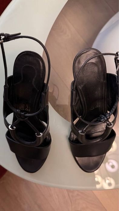 Donna Ferragamo Tacchi Neri 40
