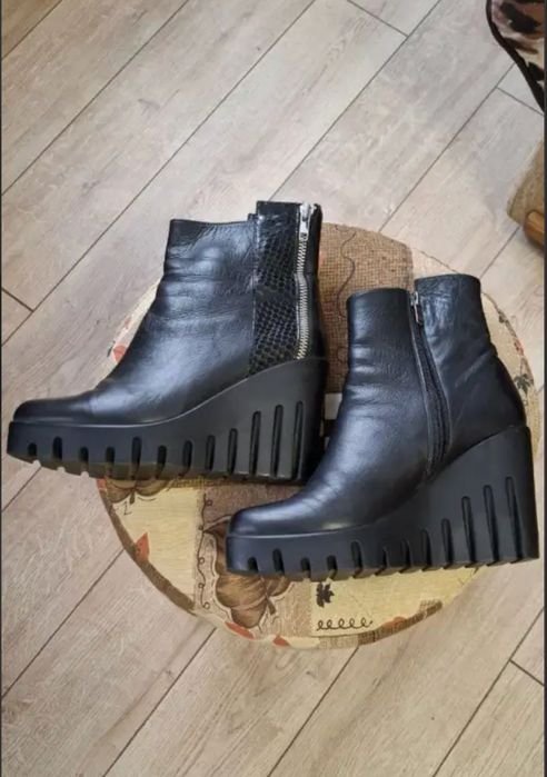 Femmes Bottes en Cuir Noires