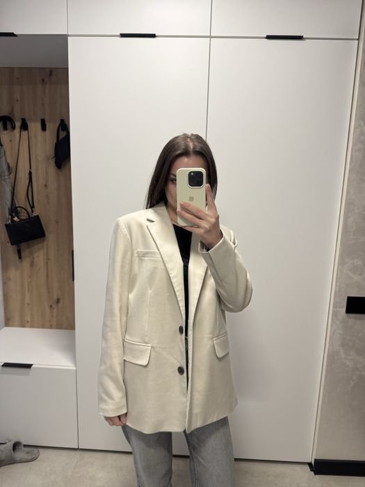 Femme Reserved Blazer Beige