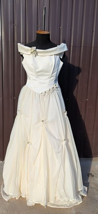 Women Wedding Dress White Satin 40 / L / 48