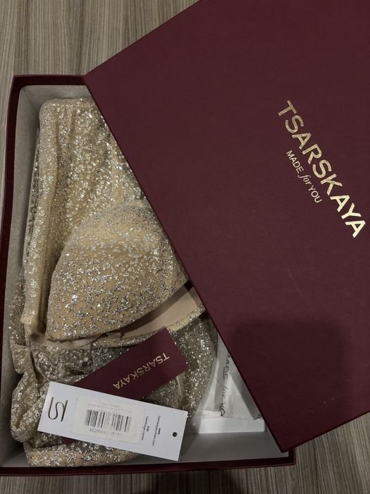 Donna Tsarskaya Abito Oro 34