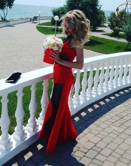 Donna Abito Rosso 36