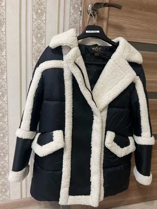 Women Black Sheepskin Coat 38