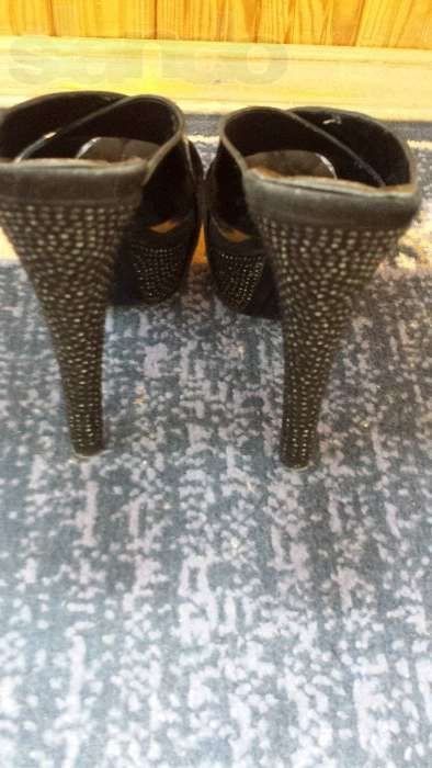 Женские Roberto Botticelli Босоножки 39