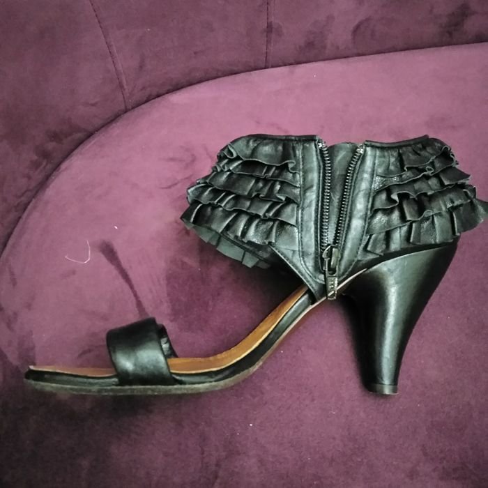 Женские Chie Mihara Туфли 38-38.5