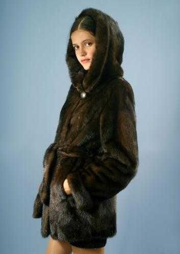 Femme MIDO International Manteau en Fourrure