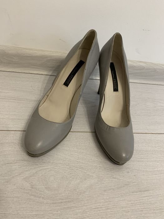 Women Gianfranco Ferre Heels Grey Leather 37