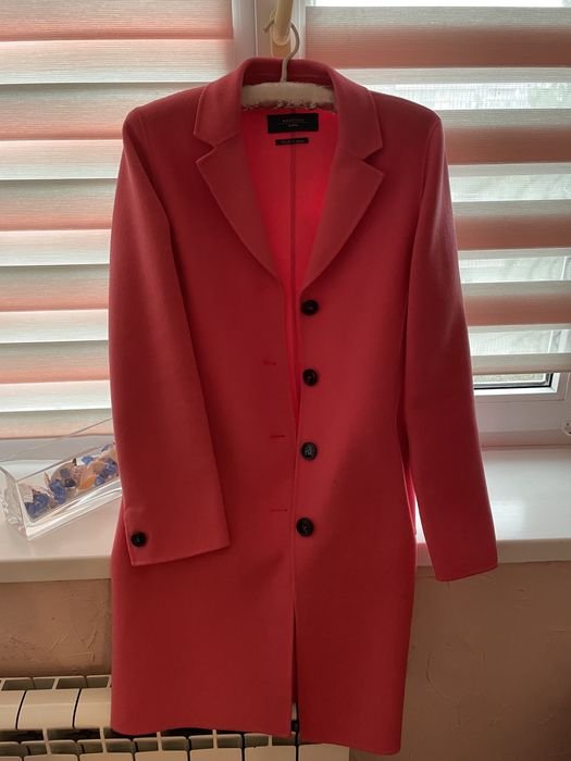 Женское Max Mara Weekend Пальто