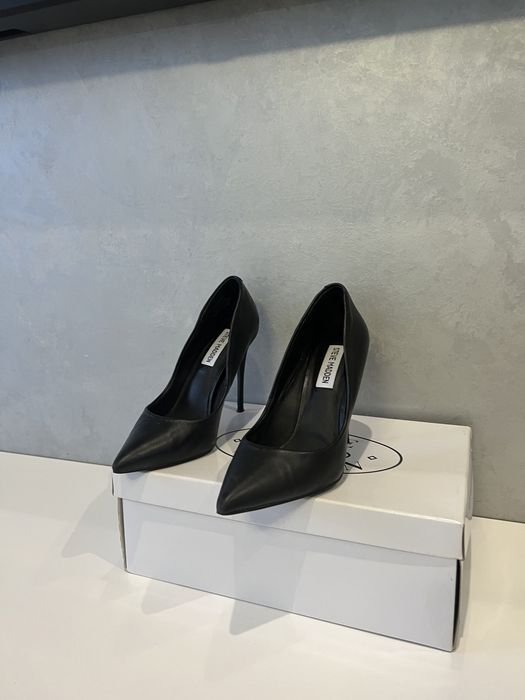 Women Steve Madden Heels Black Leather 36.5