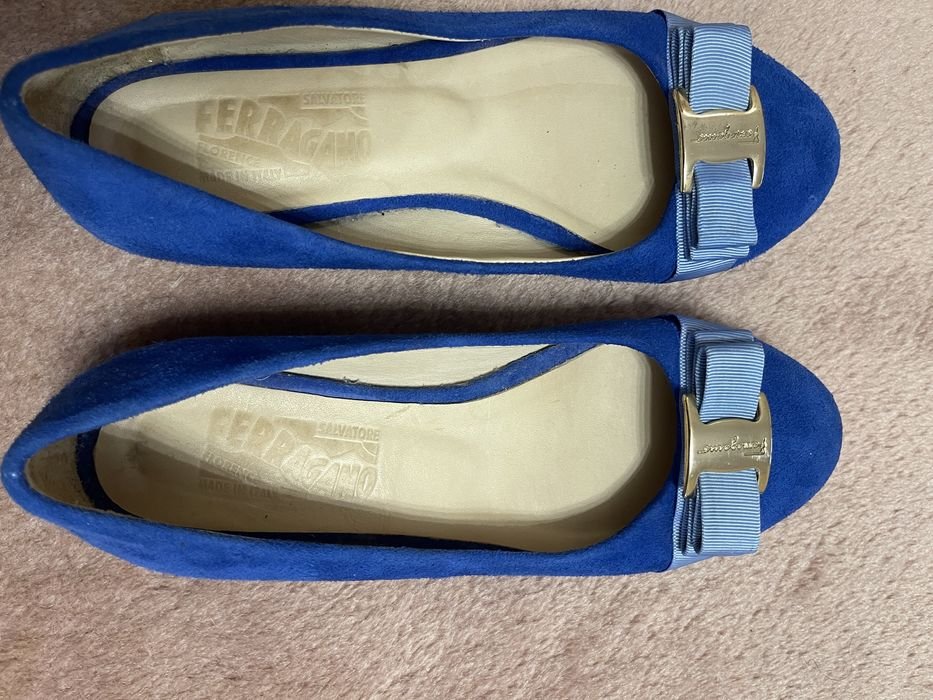 Женские Salvatore Ferragamo Туфли Ярко-синий Замша