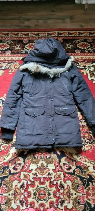 Женский Canada Goose Пуховик Чёрный 36