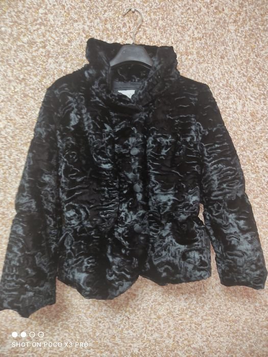 Женский Armani Пальто Чёрный