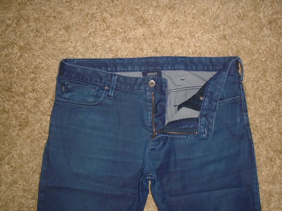 Женские Armani W34 L30