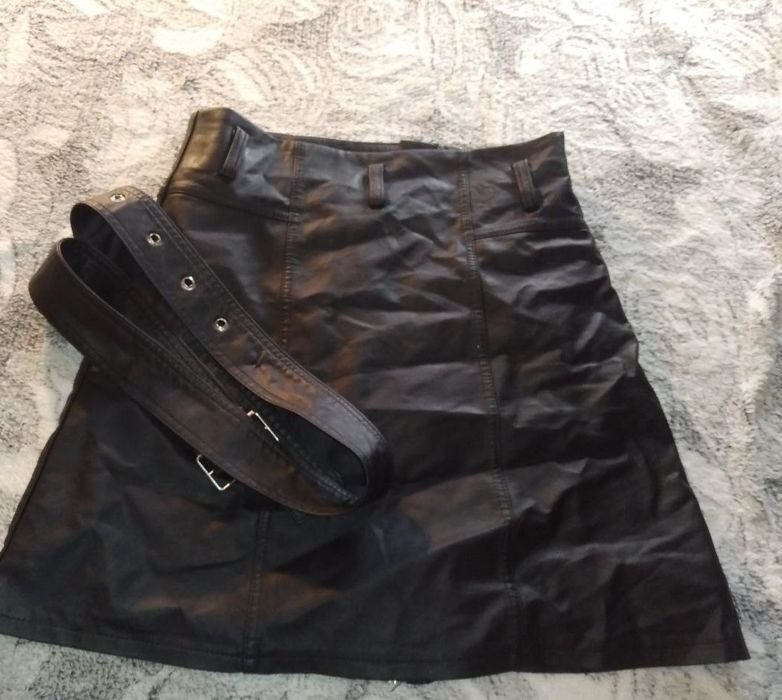 Женская Юбка Чёрная 36