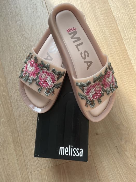 Женские Guess Шлепанцы Розовые 37