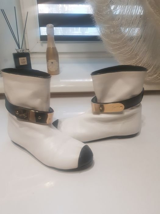 Женские Gucci Ботильоны Белые Кожа 37