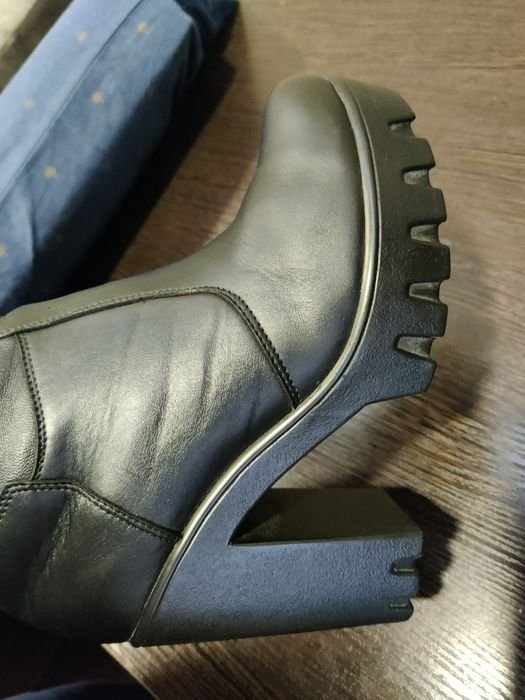 Женские Giuseppe Zanotti Чоботы Чёрные Кожа 40